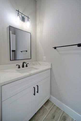 108 Huelo Ct, Bastrop, TX 78602