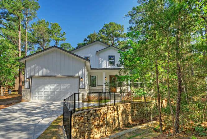 108 Huelo Ct, Bastrop, TX 78602