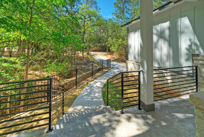 108 Huelo Ct, Bastrop, TX 78602