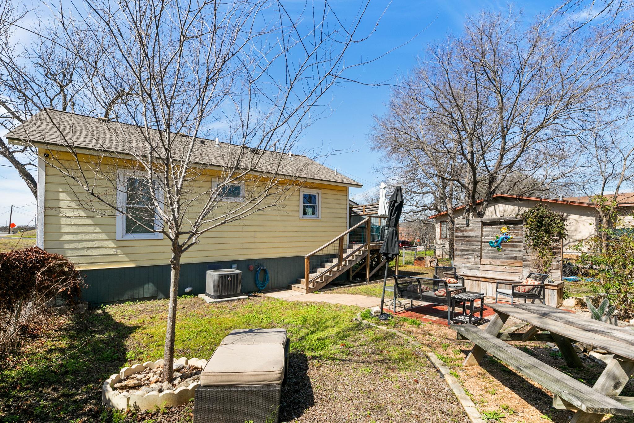 207 S Main St, Georgetown, TX 78626