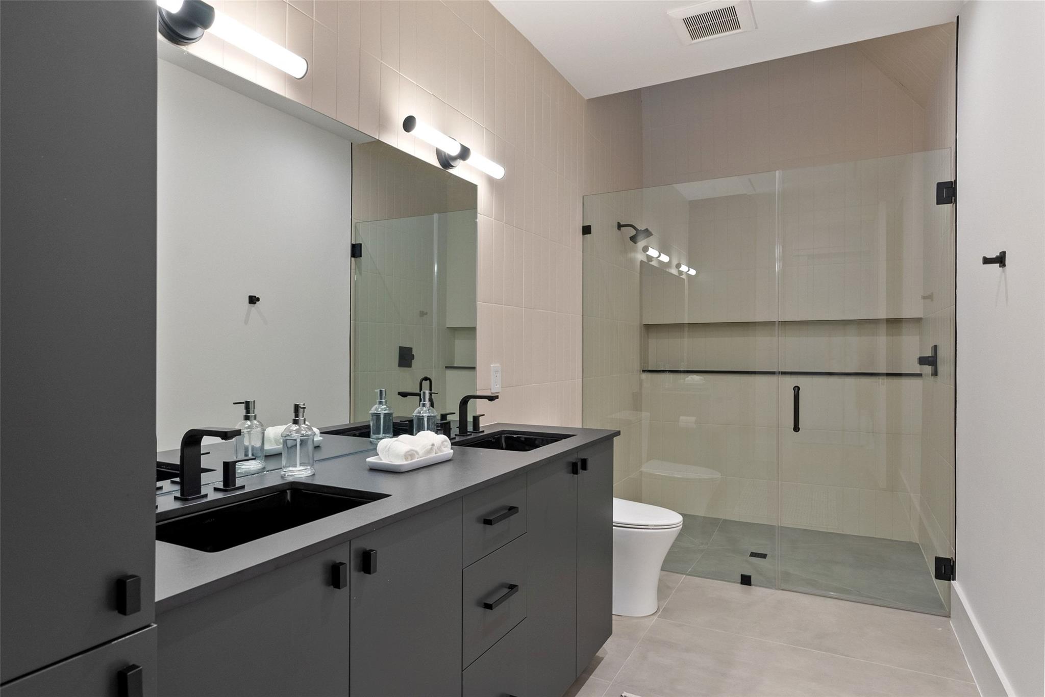 1604 Barclay Dr, Austin, TX 78746