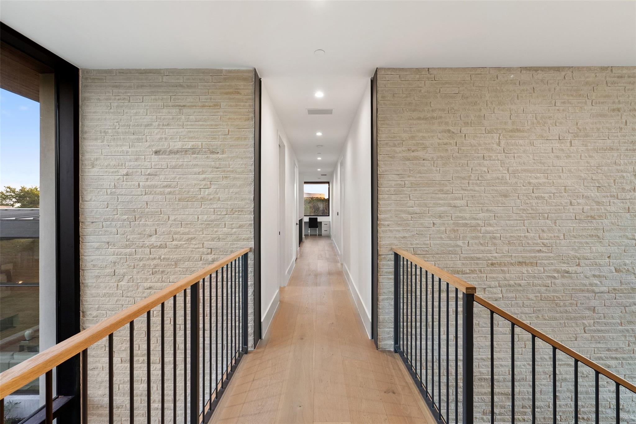 1604 Barclay Dr, Austin, TX 78746