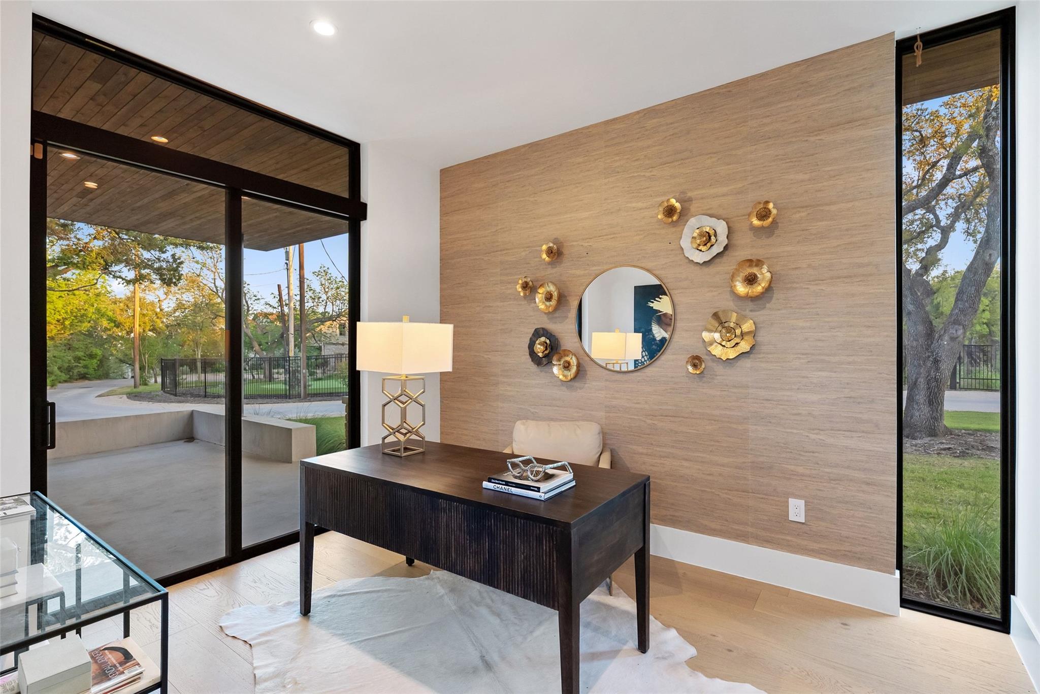 1604 Barclay Dr, Austin, TX 78746