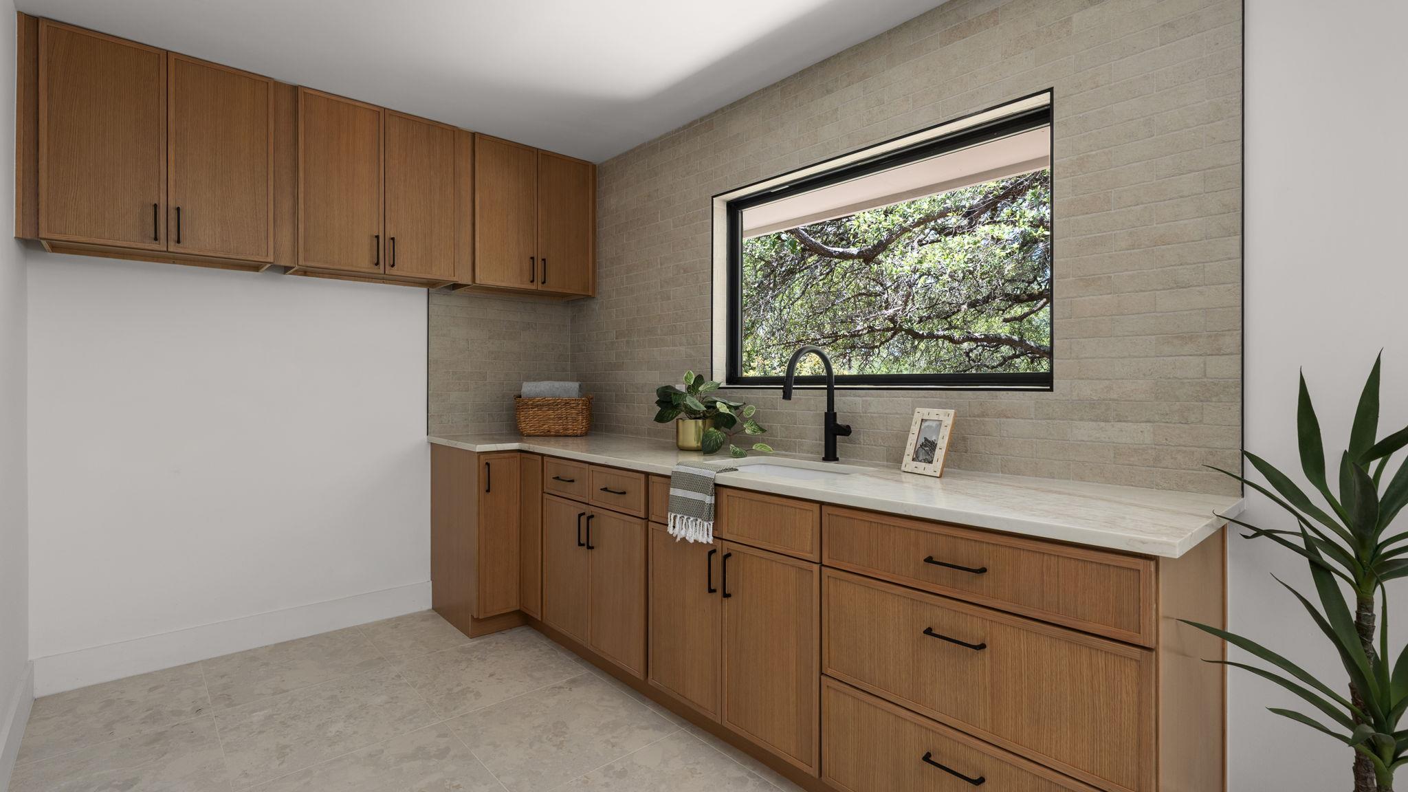 4102 Villacliff Cir, Austin, TX 78759