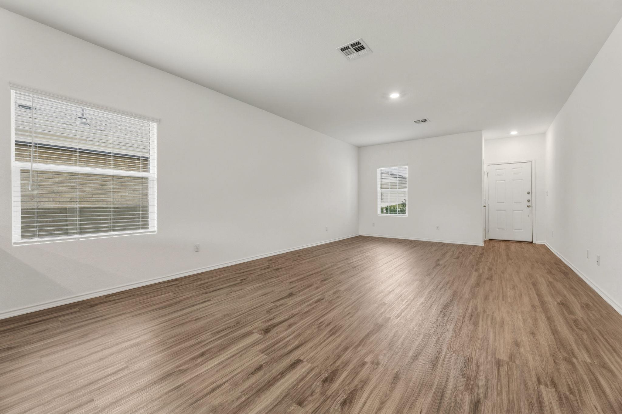 913 Legends Ln, Georgetown, TX 78628