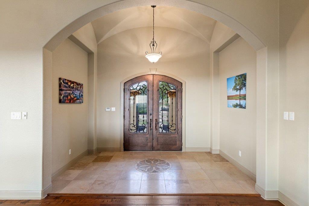 733 Dawn Vw, Dripping Springs, TX 78620