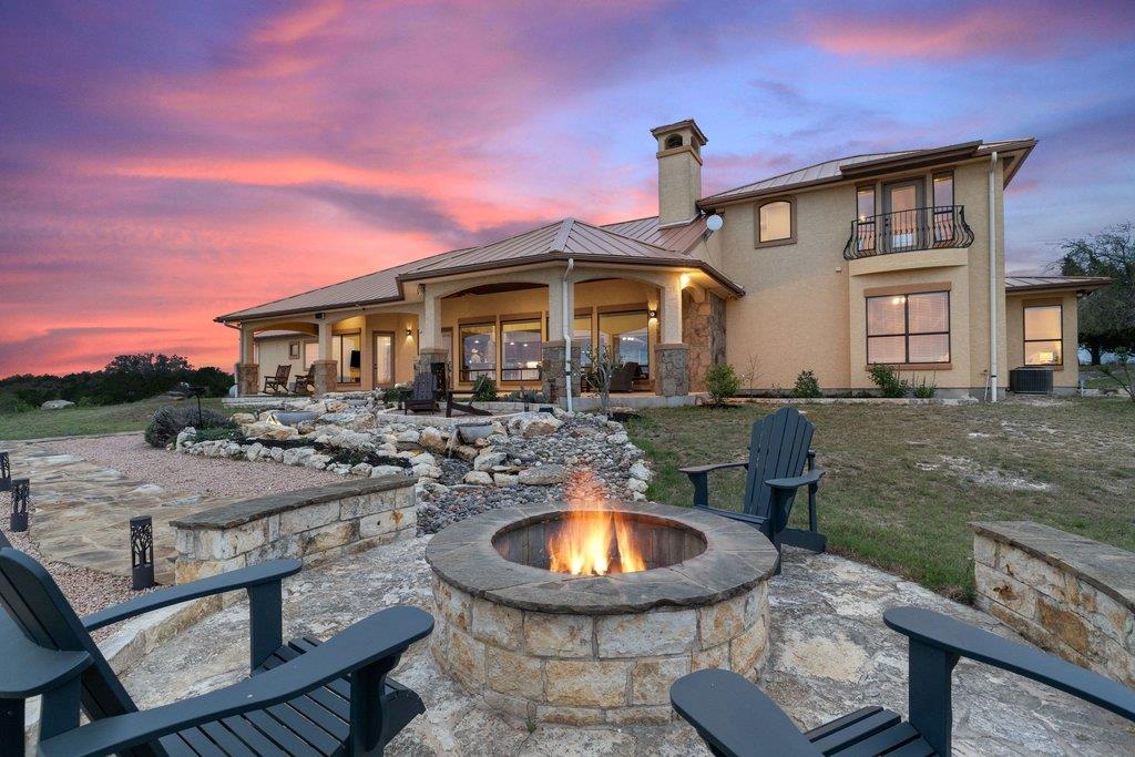 733 Dawn Vw, Dripping Springs, TX 78620