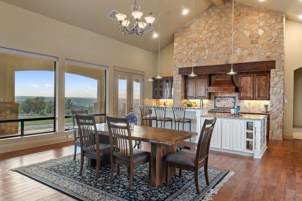 733 Dawn Vw, Dripping Springs, TX 78620