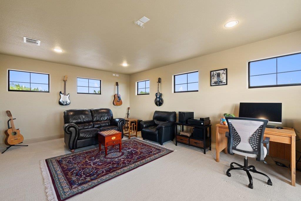 733 Dawn Vw, Dripping Springs, TX 78620