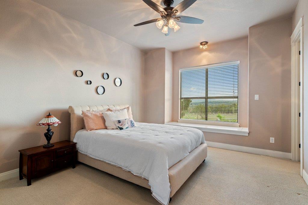 733 Dawn Vw, Dripping Springs, TX 78620