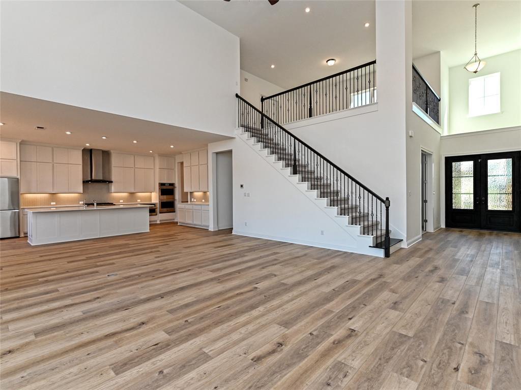 270 Prairie Clover Dr, Dripping Springs, TX 78620