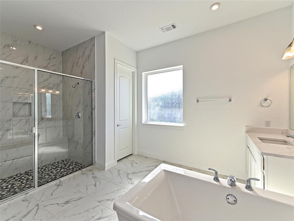 270 Prairie Clover Dr, Dripping Springs, TX 78620