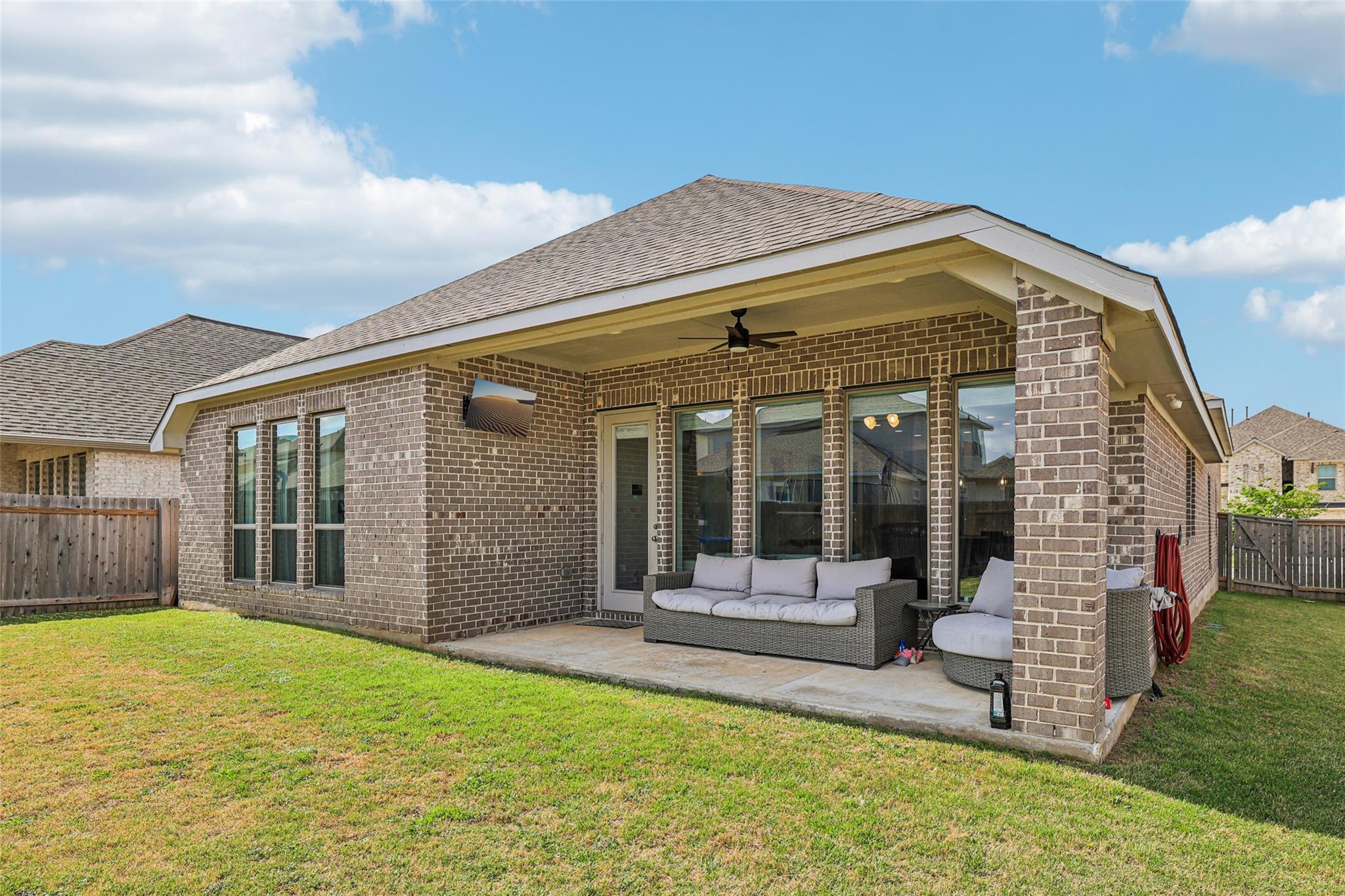 14521 Kira Ln, Manor, TX 78653