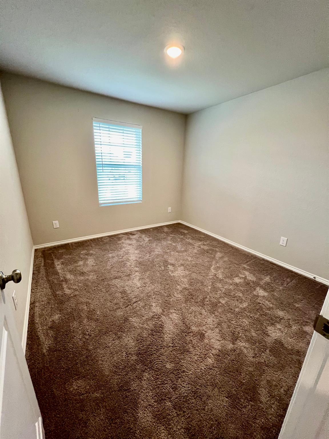 1906 Fieldfare St, New Braunfels, TX 78130