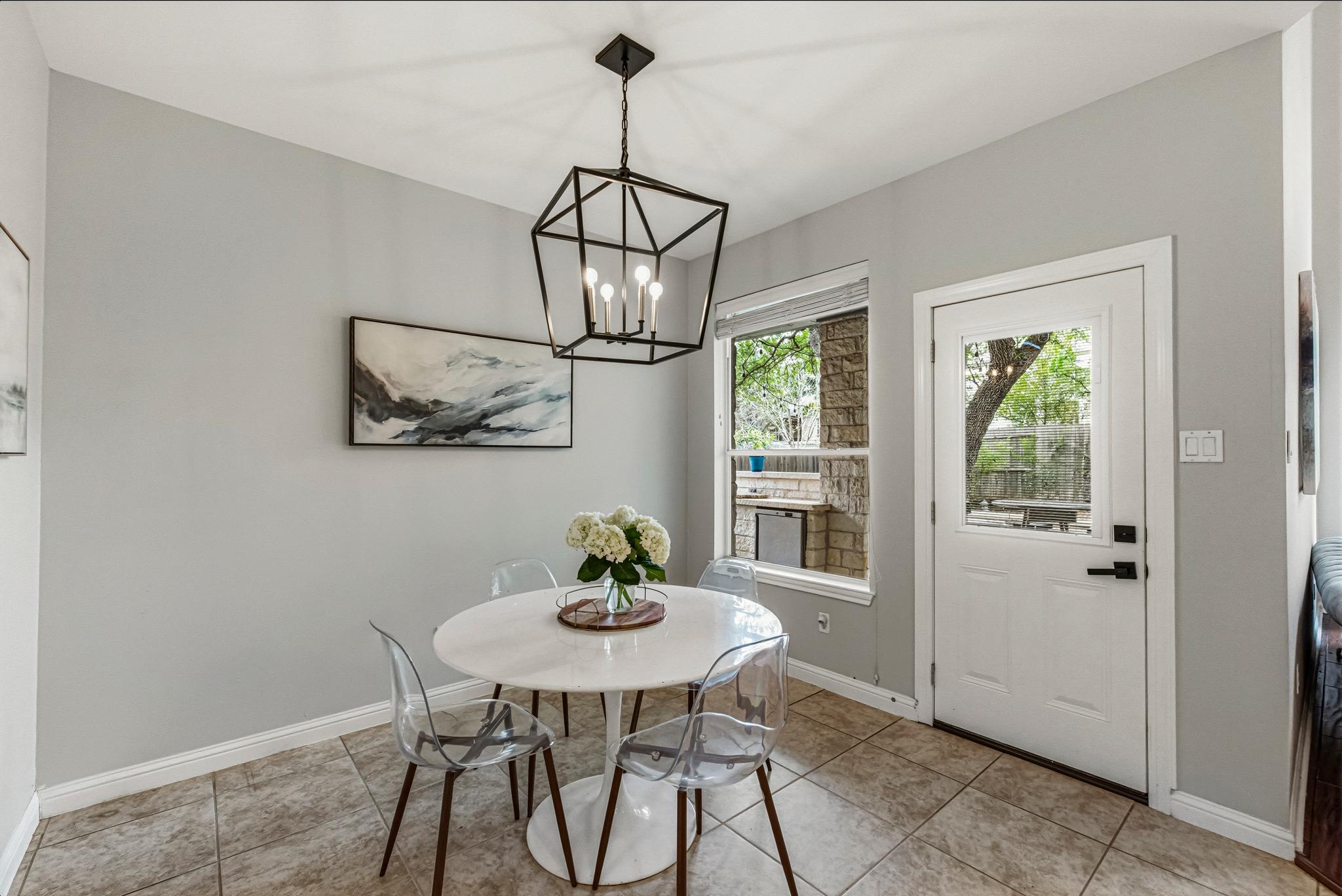 6817 Blissfield Dr, Austin, TX 78739