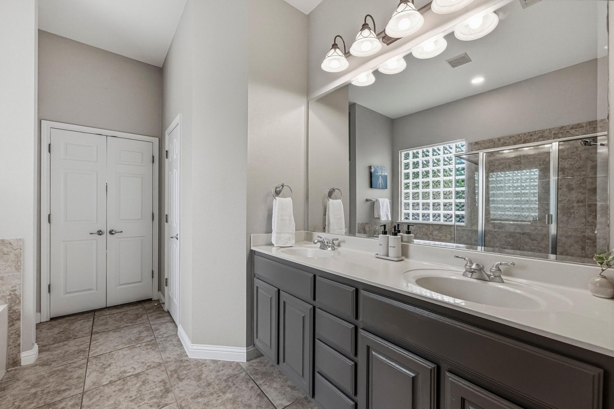 6817 Blissfield Dr, Austin, TX 78739