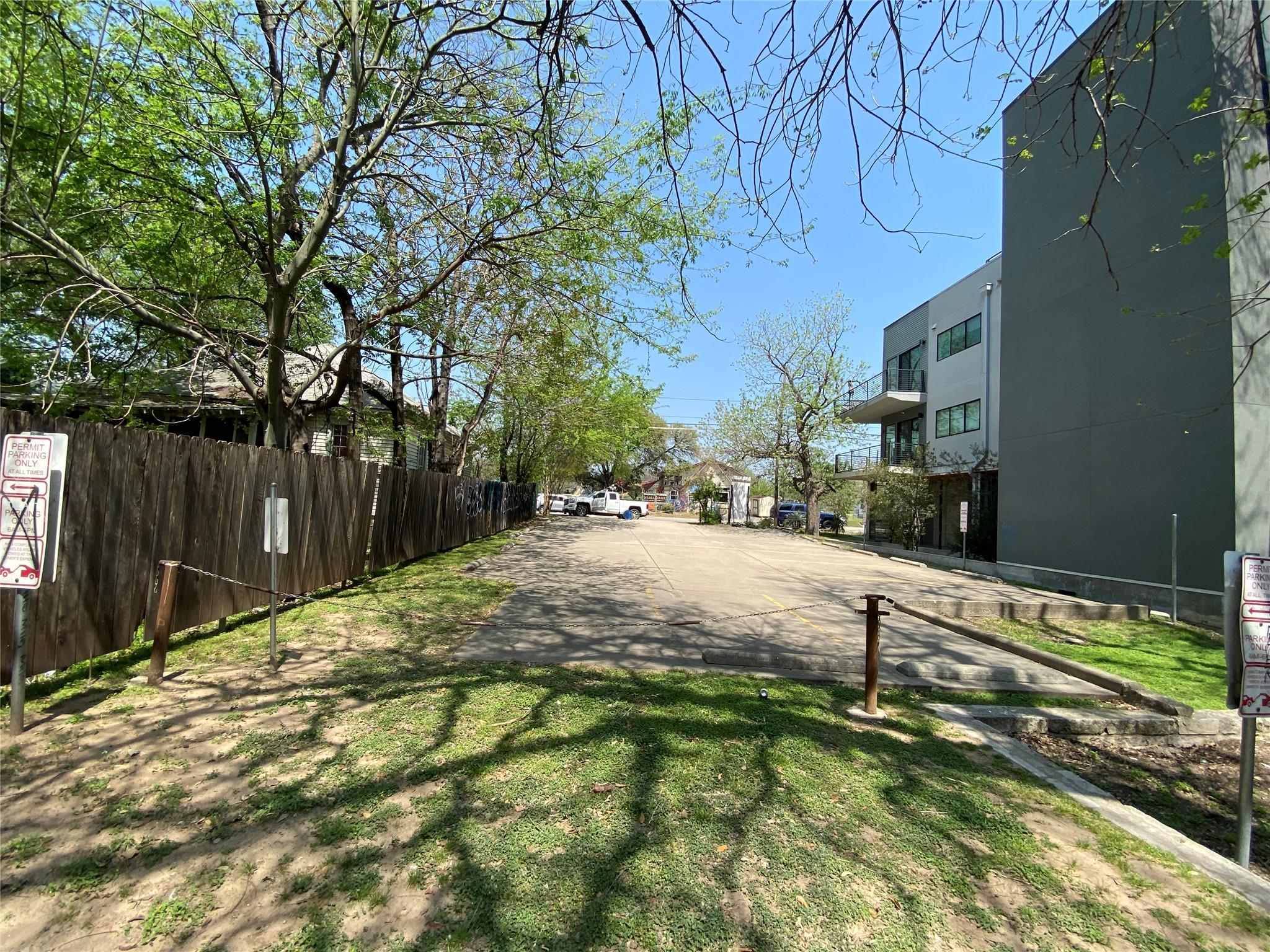1613 E 7th St, Austin, TX 78702