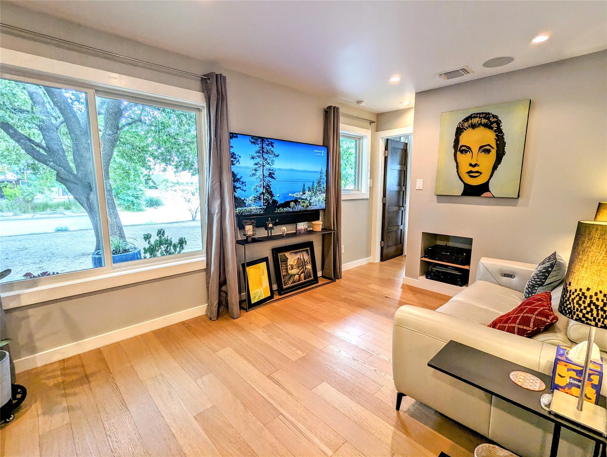 1821 Spillman St, Austin, TX 78704