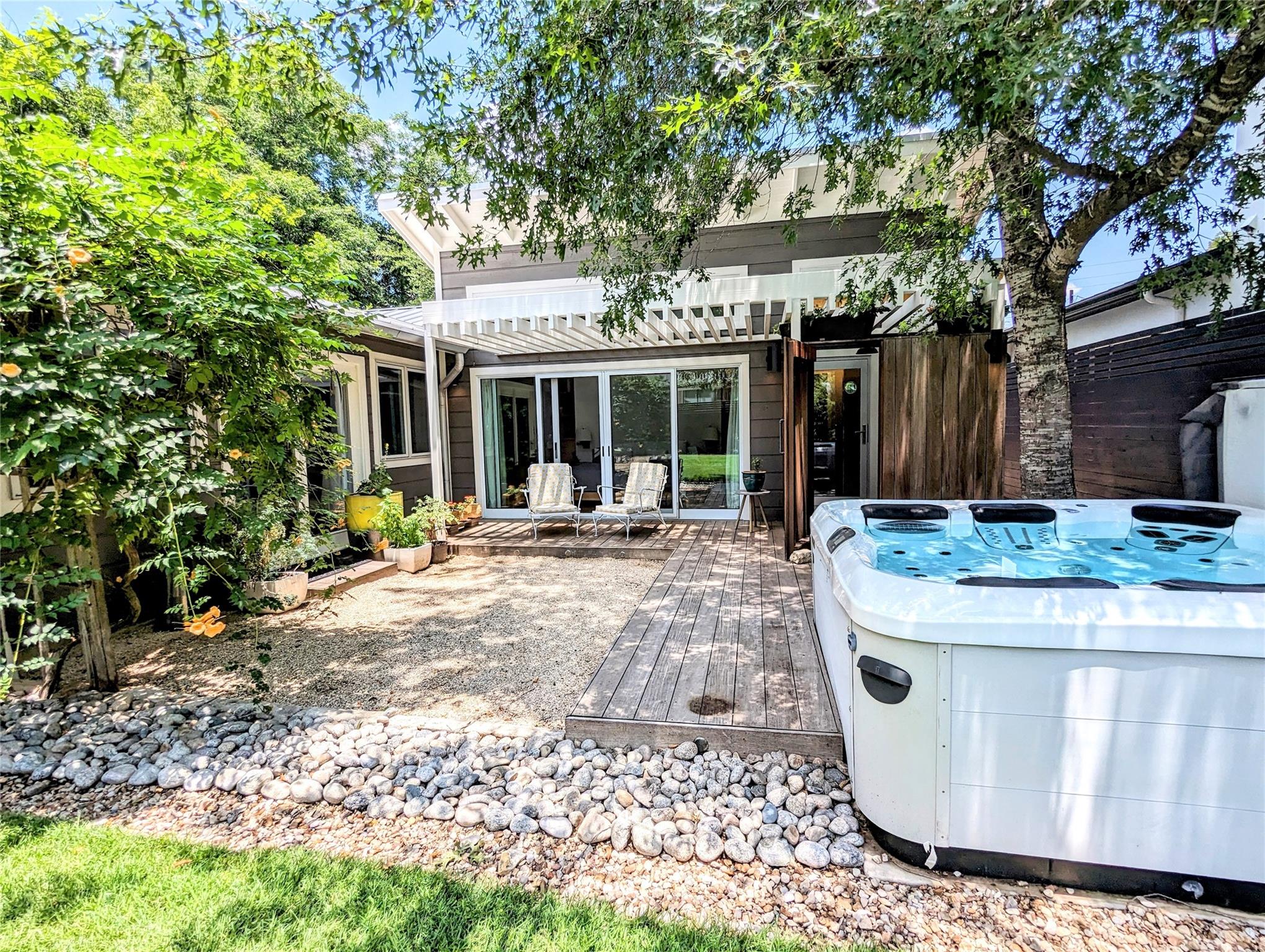 1821 Spillman St, Austin, TX 78704