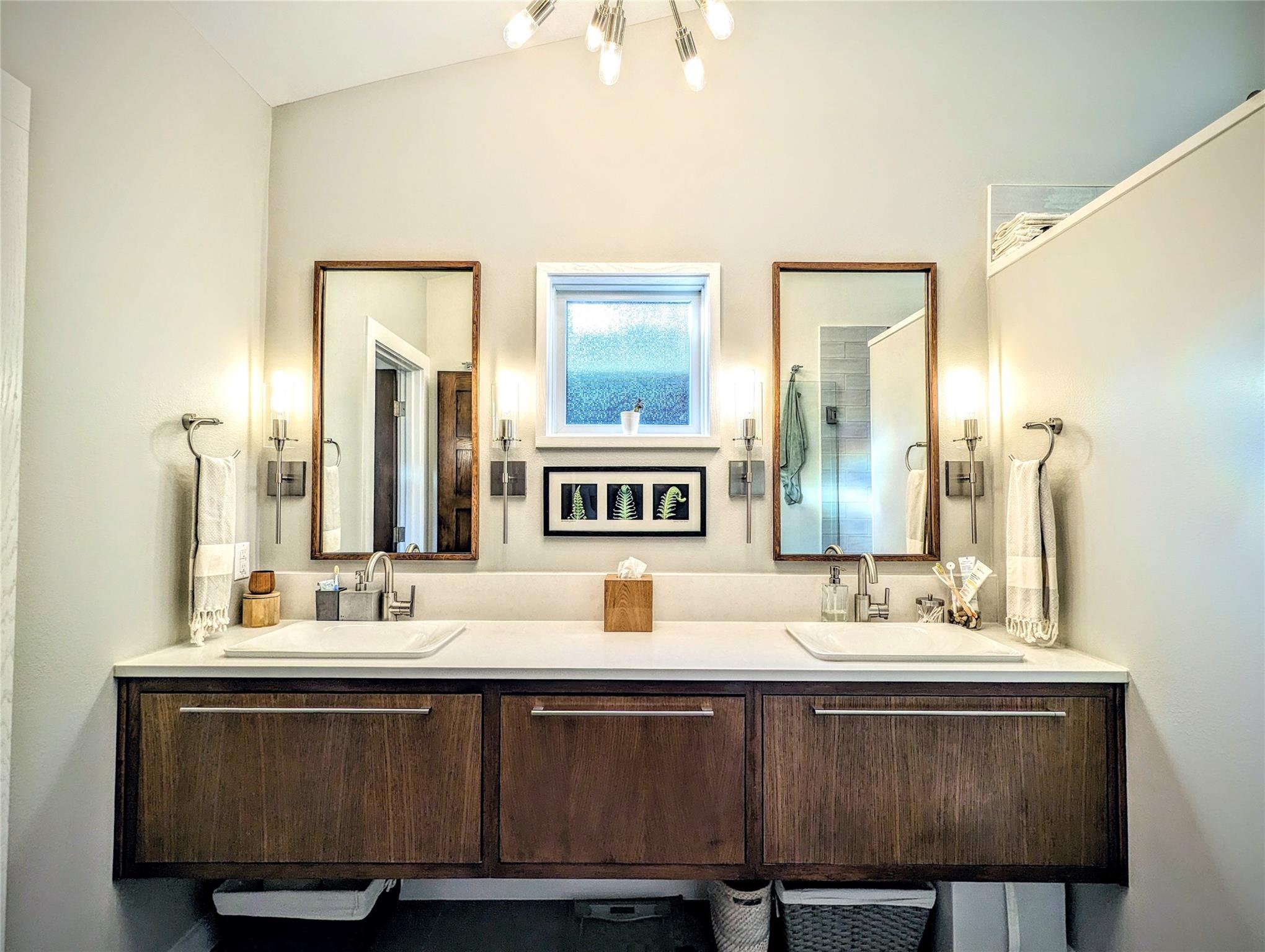 1821 Spillman St, Austin, TX 78704