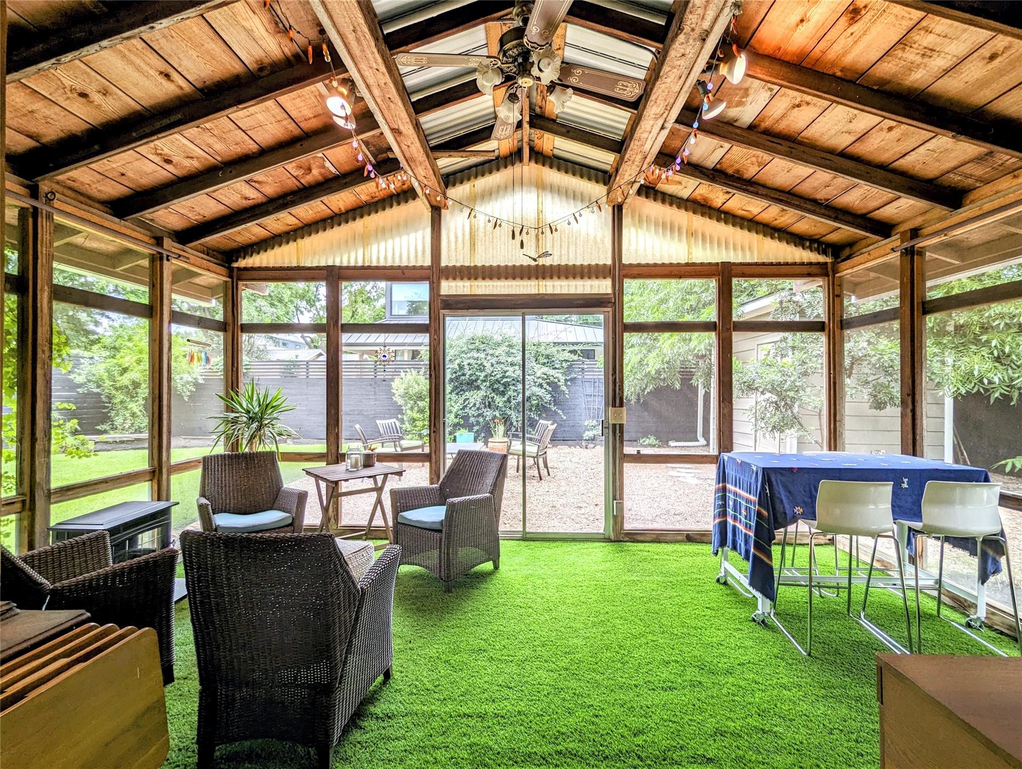 1821 Spillman St, Austin, TX 78704