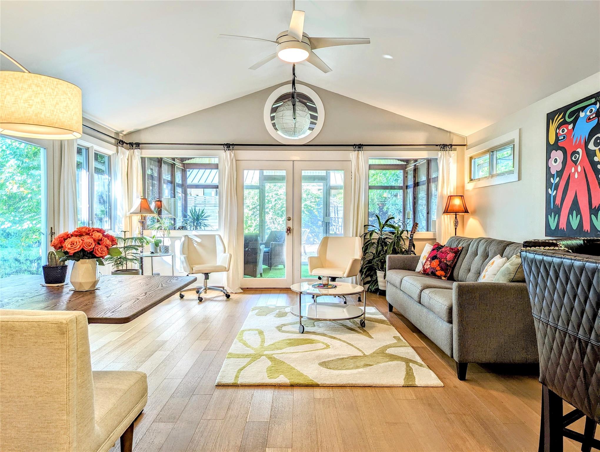 1821 Spillman St, Austin, TX 78704