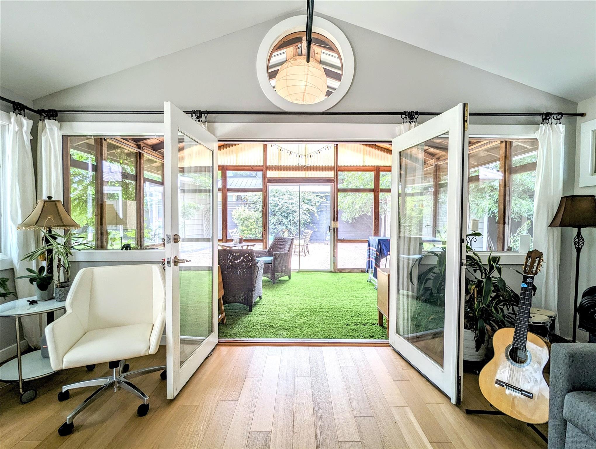 1821 Spillman St, Austin, TX 78704