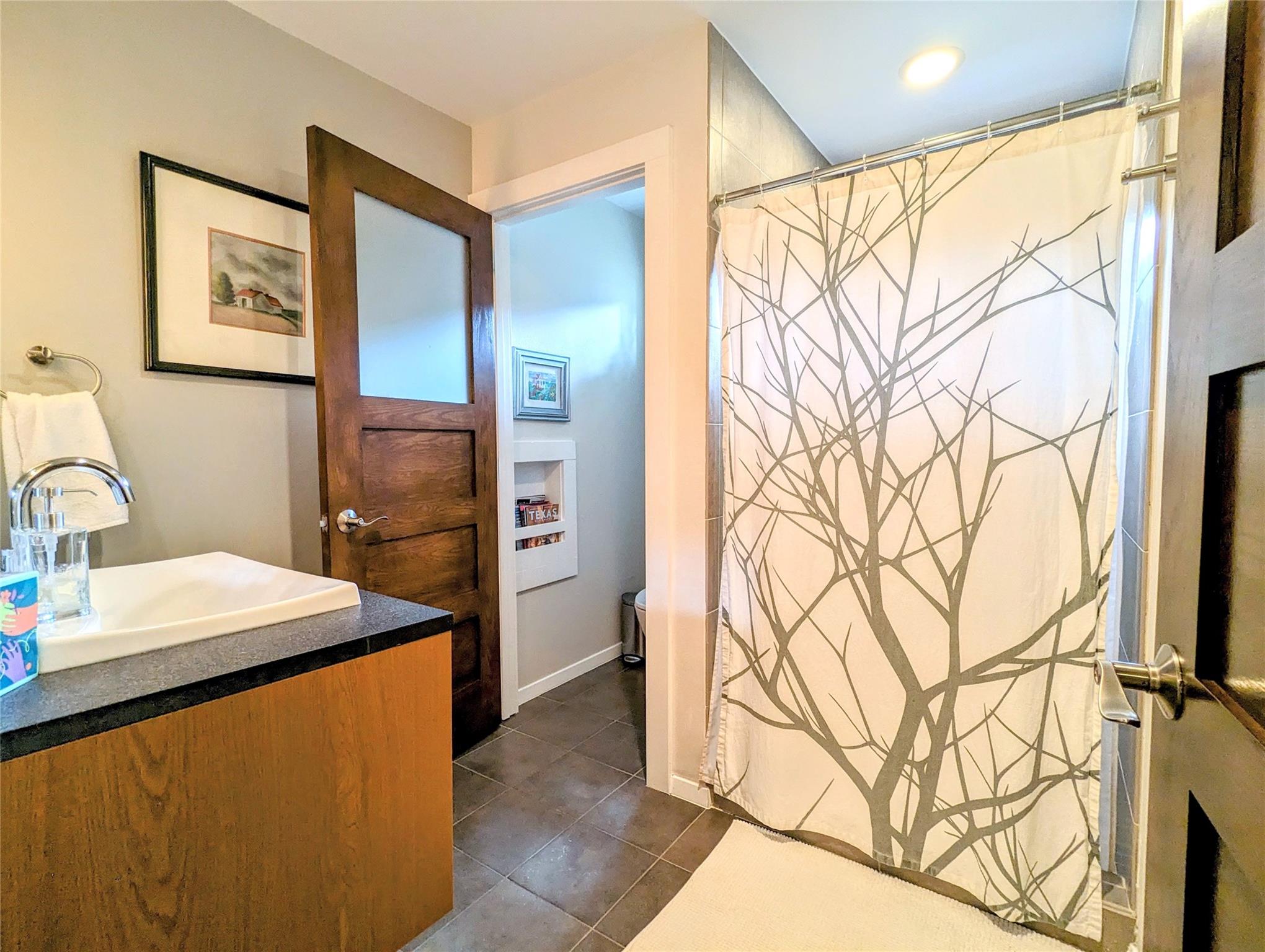 1821 Spillman St, Austin, TX 78704