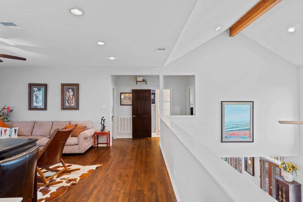 5229 Hupedo Ranch Rd, Spicewood, TX 78669