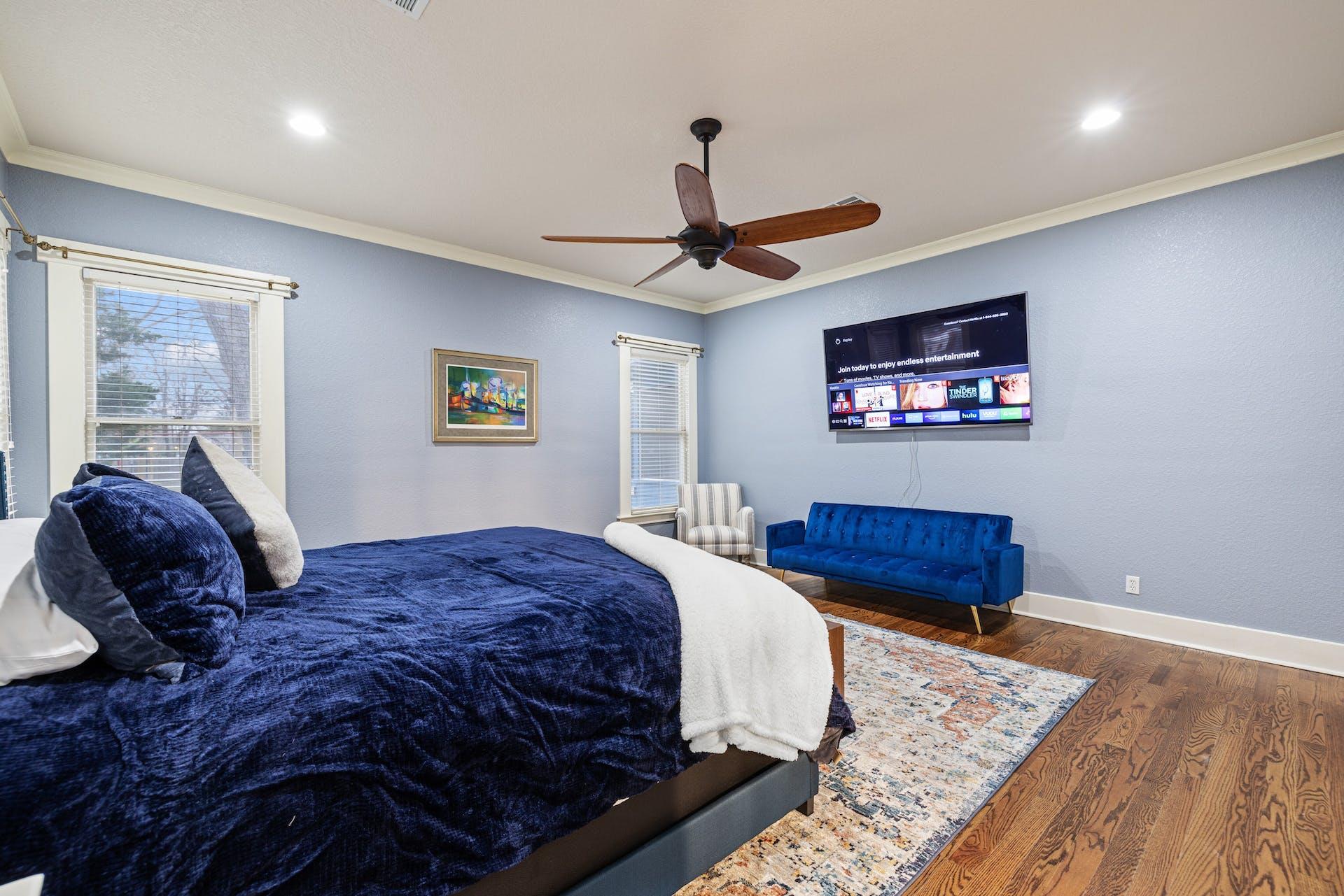 1211 Lexington St, Taylor, TX 76574