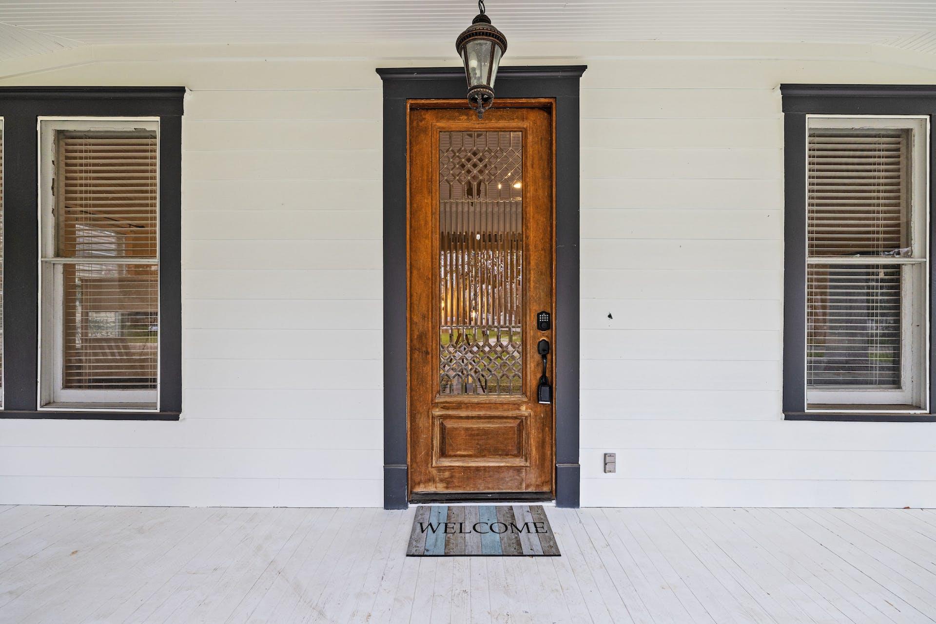 1211 Lexington St, Taylor, TX 76574