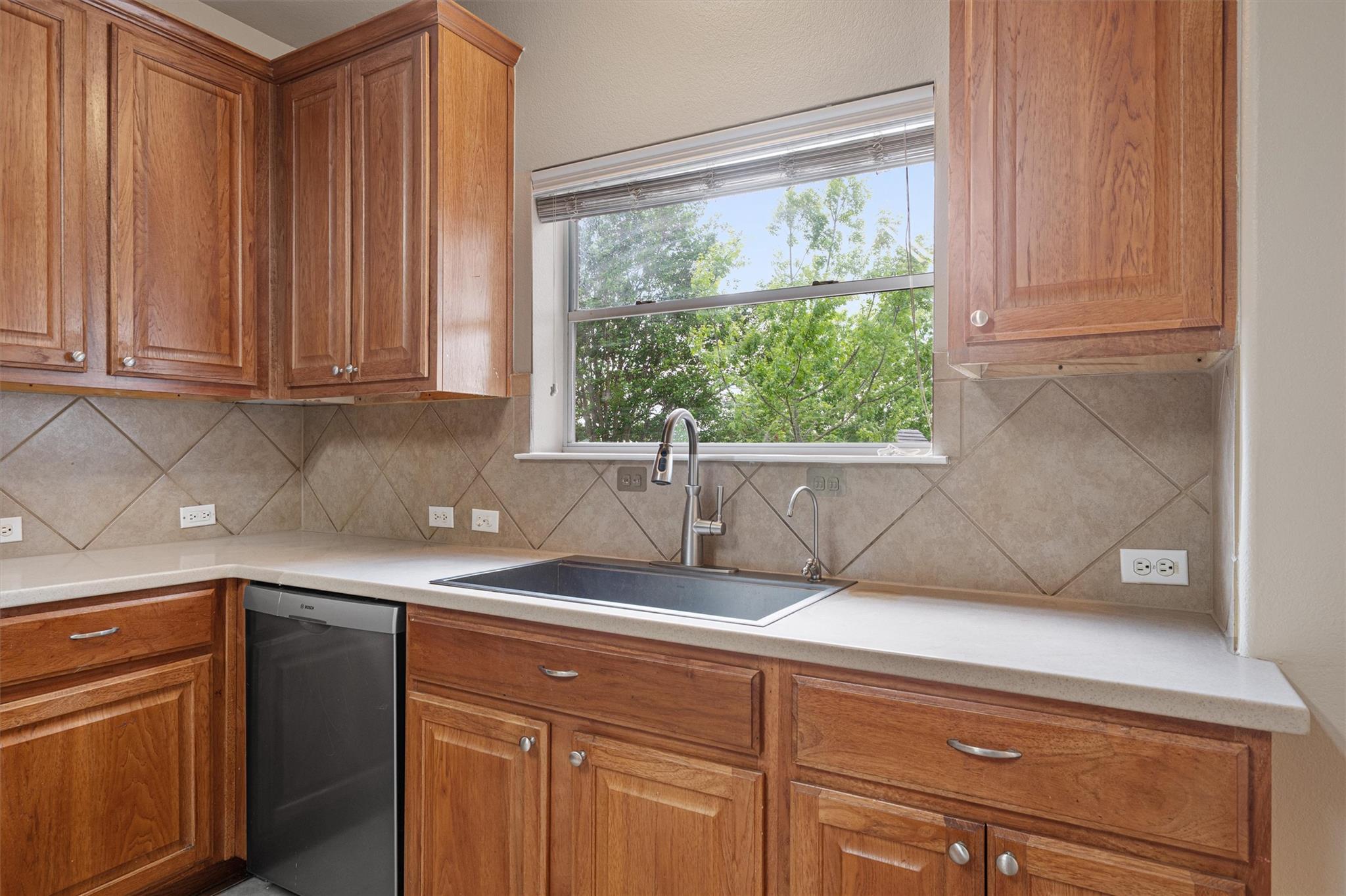 18800 Chrighton Castle Bnd, Pflugerville, TX 78660