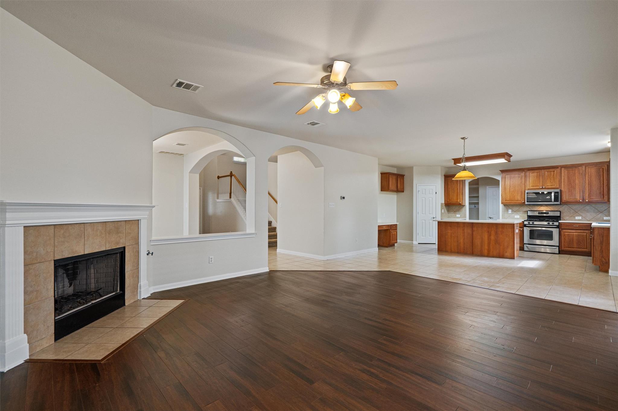 18800 Chrighton Castle Bnd, Pflugerville, TX 78660