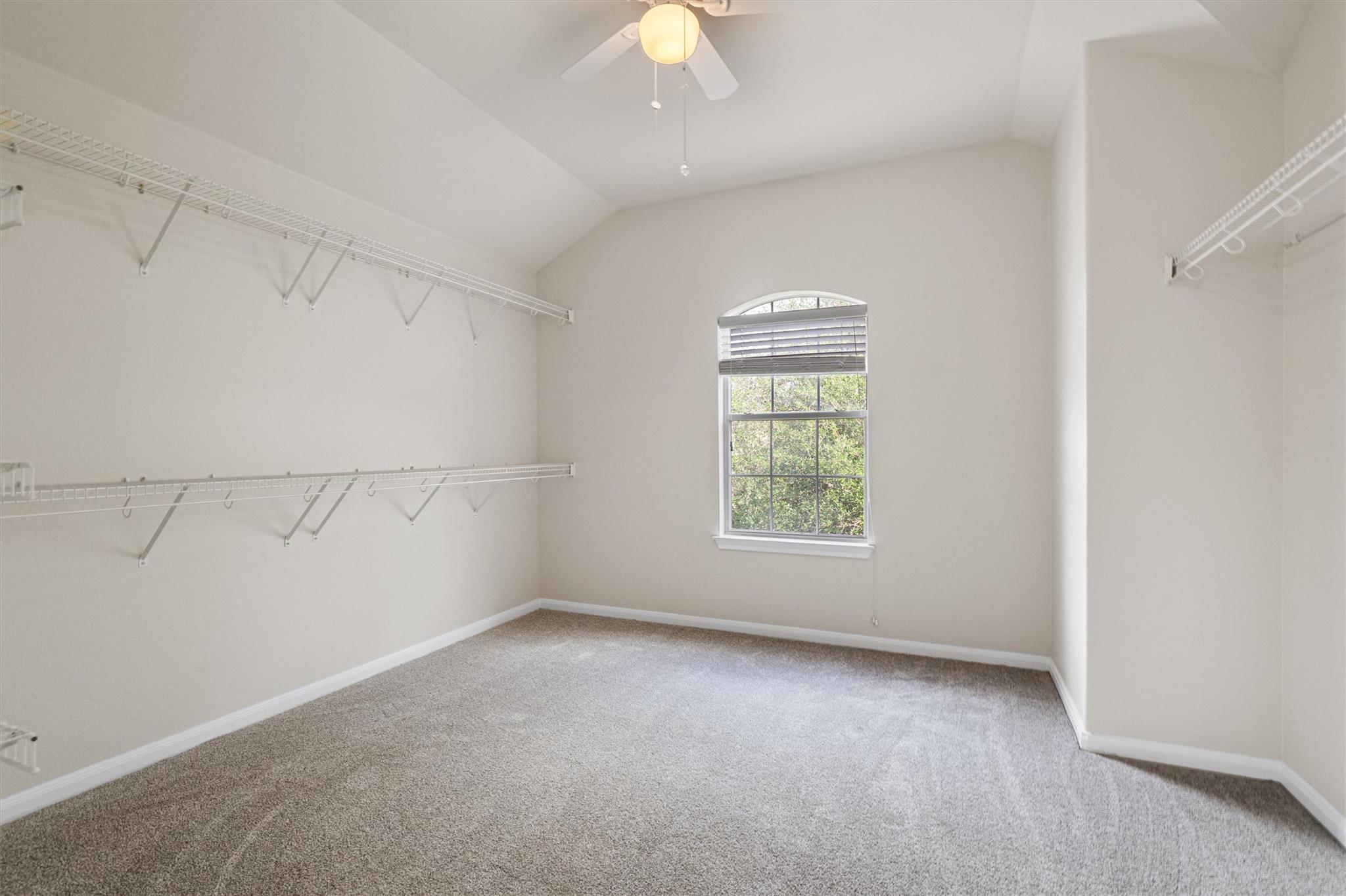 18800 Chrighton Castle Bnd, Pflugerville, TX 78660