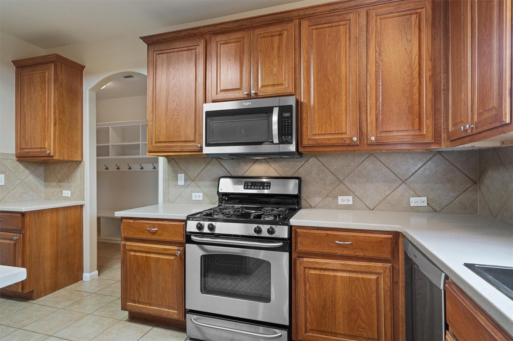 18800 Chrighton Castle Bnd, Pflugerville, TX 78660