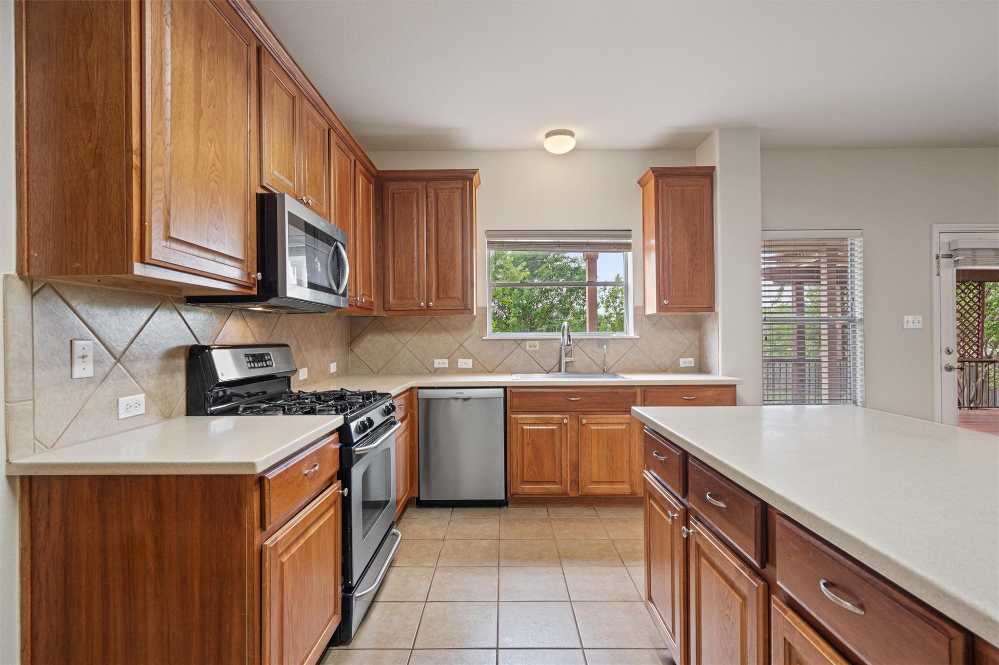 18800 Chrighton Castle Bnd, Pflugerville, TX 78660