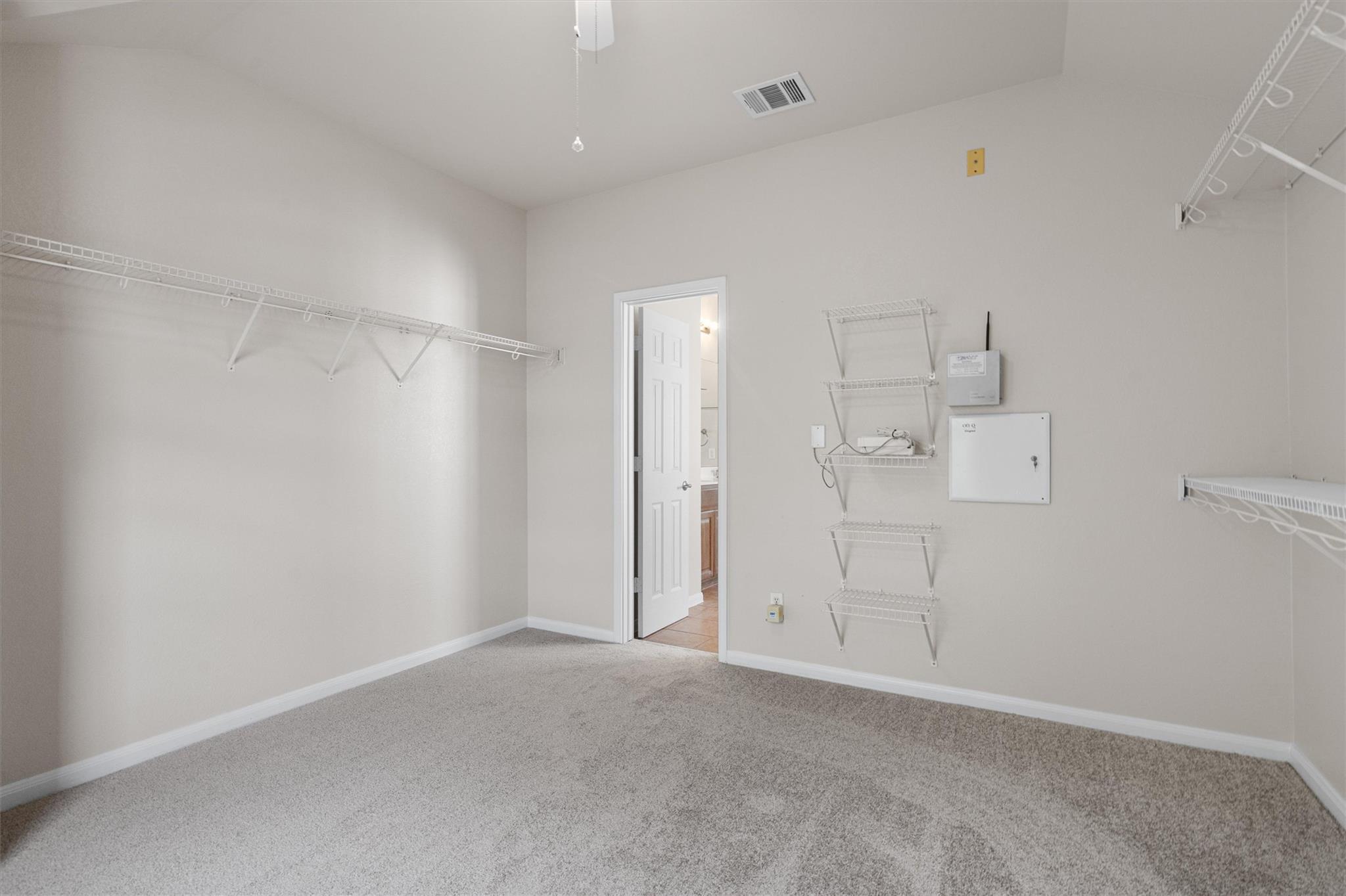 18800 Chrighton Castle Bnd, Pflugerville, TX 78660