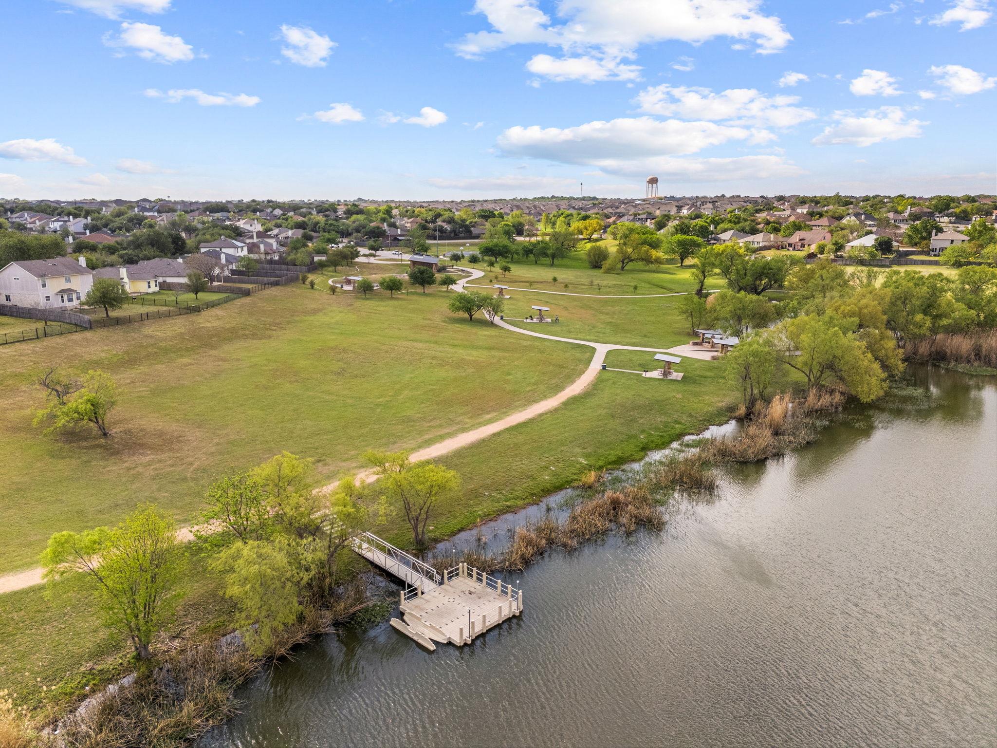 103 Little Lake Rd, Hutto, TX 78634