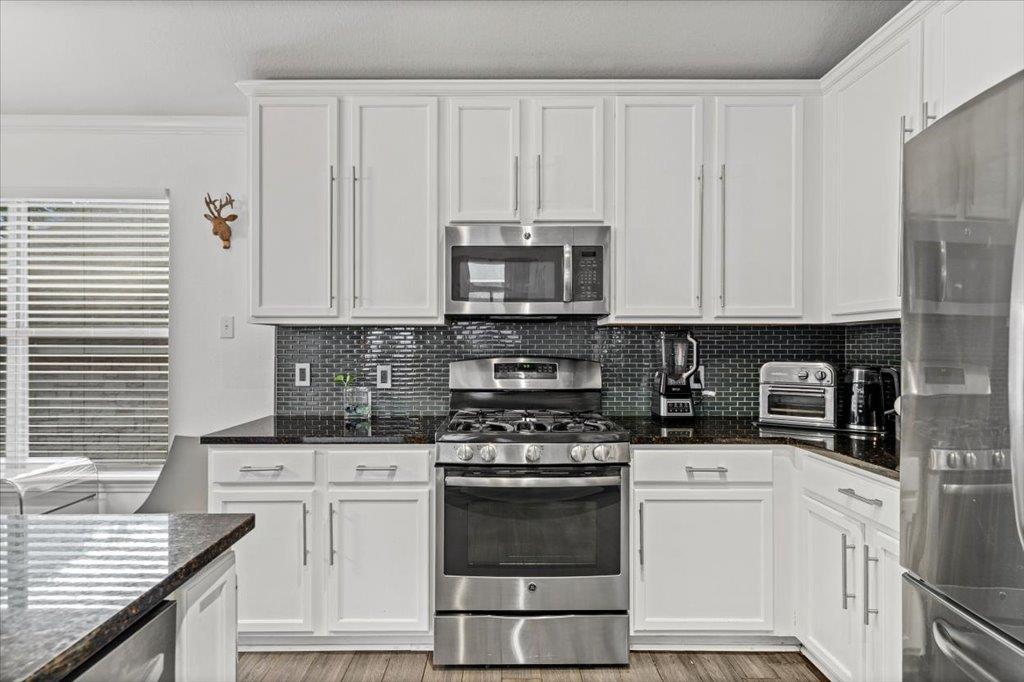 5948 Lomita Verde Cir, Austin, TX 78749