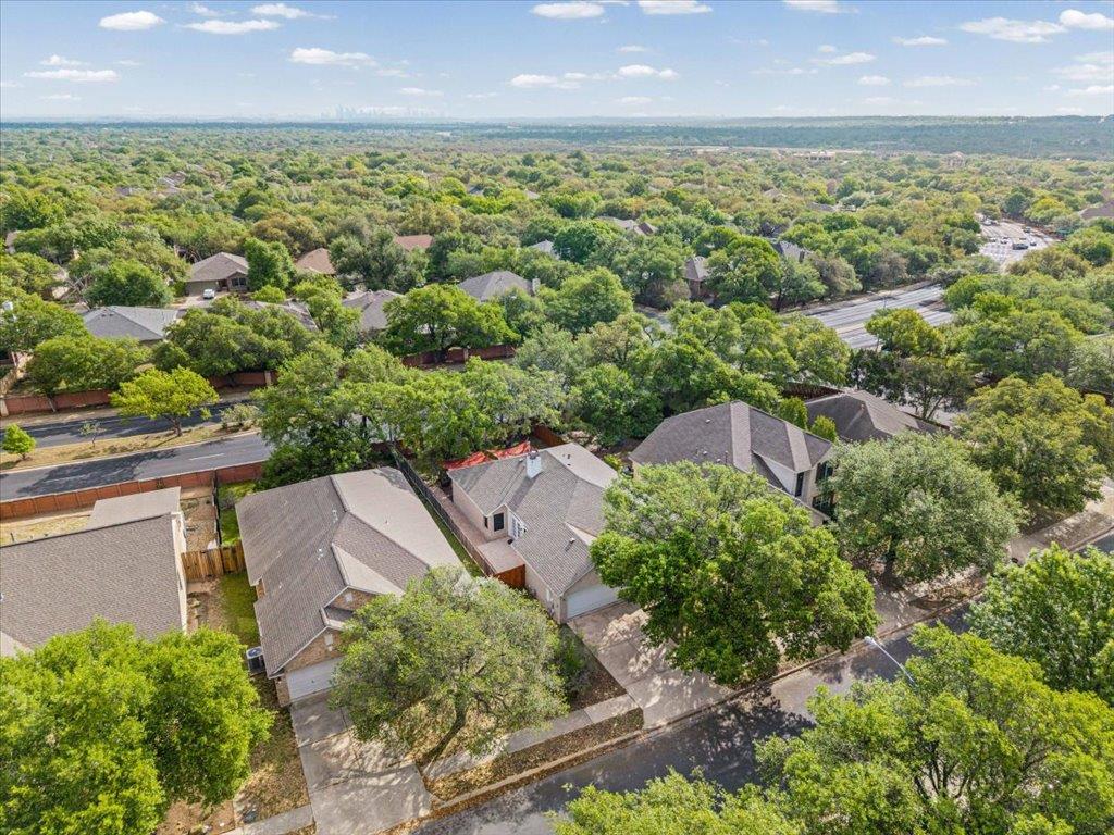 5948 Lomita Verde Cir, Austin, TX 78749