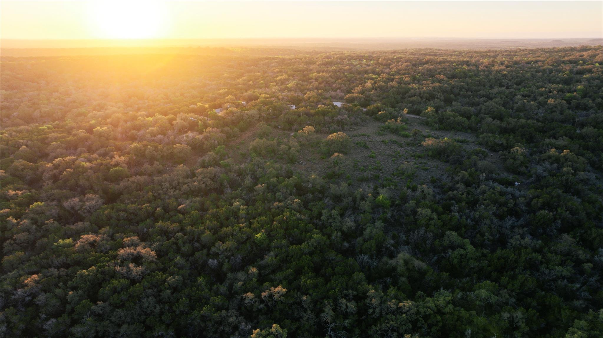 1901 Oak Grove Rd, San Marcos, TX 78666