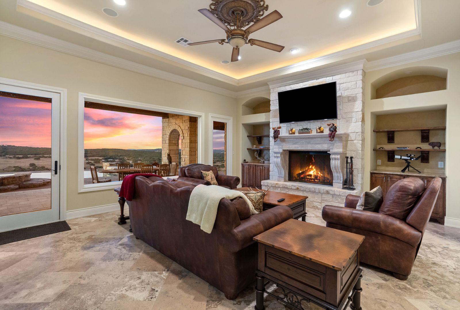 Dripping Springs, TX 78620