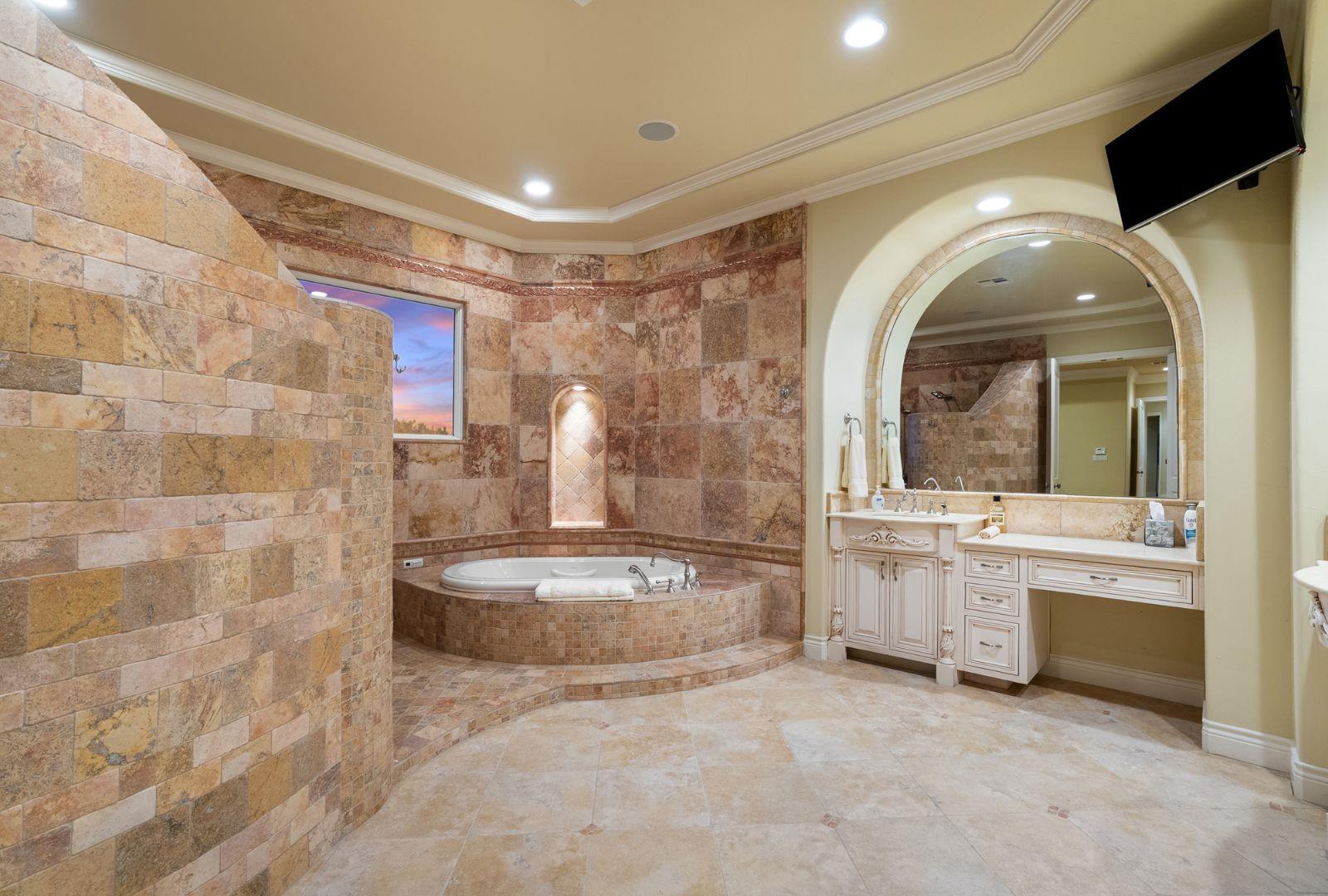 Dripping Springs, TX 78620