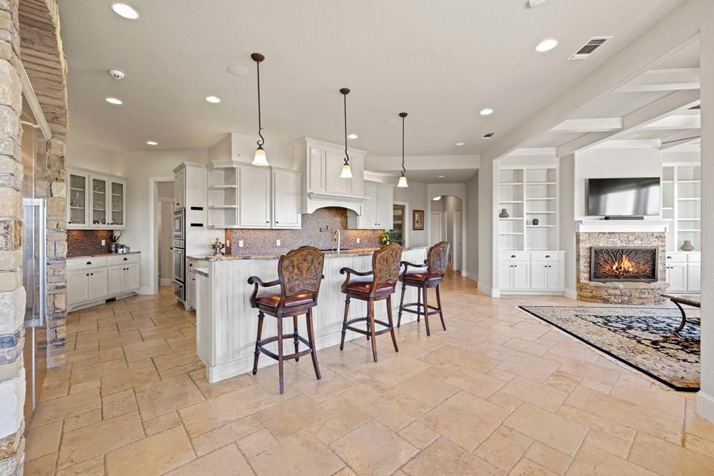 203 Flight Path, Fredericksburg, TX 78624