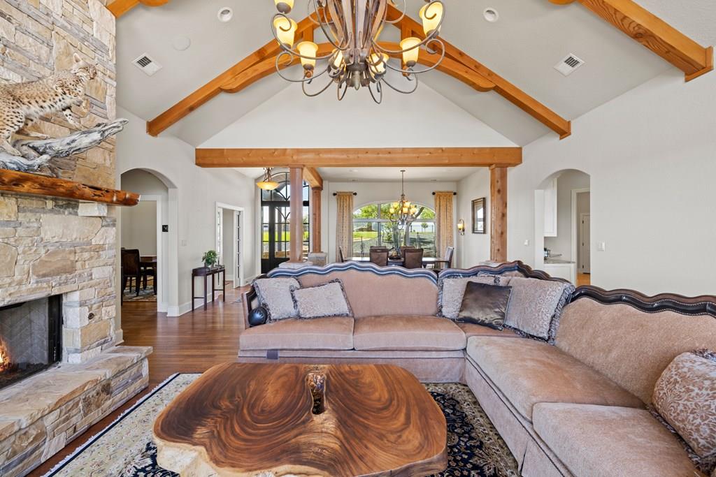 203 Flight Path, Fredericksburg, TX 78624