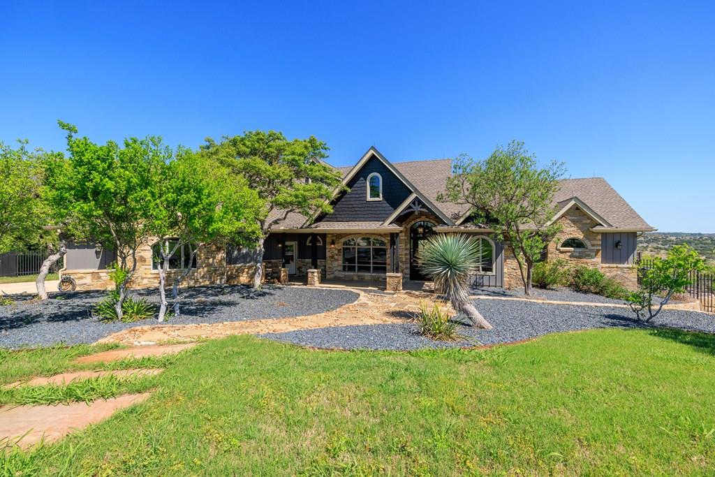203 Flight Path, Fredericksburg, TX 78624