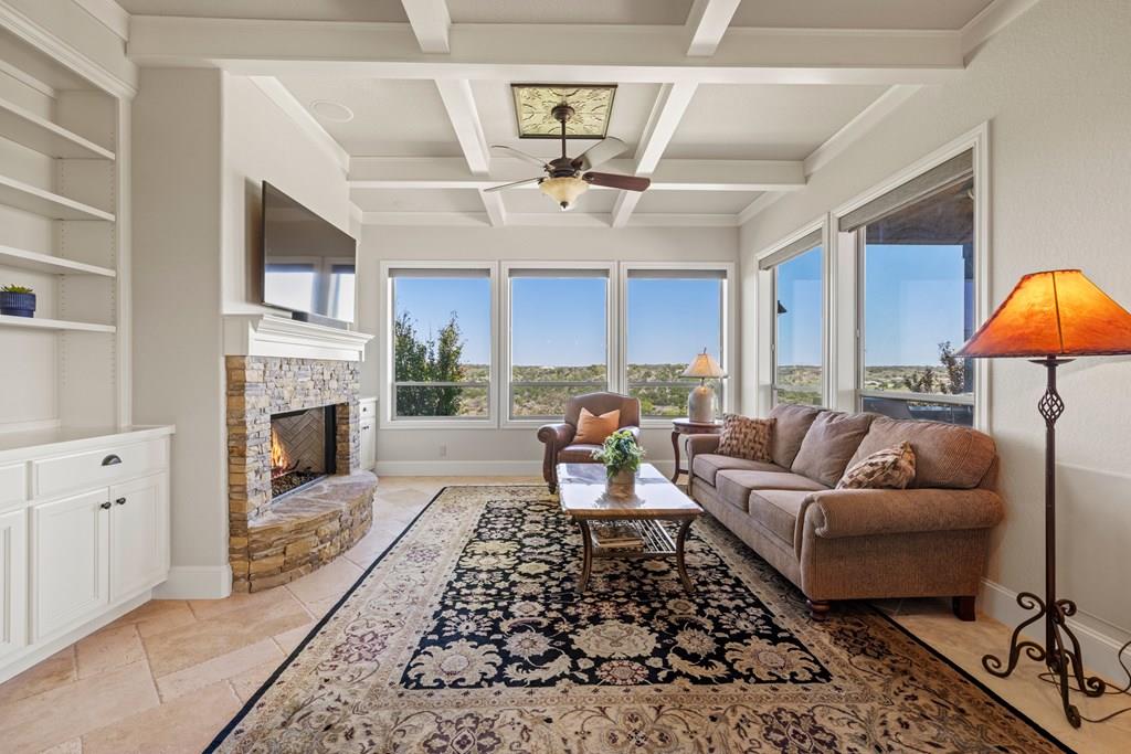 203 Flight Path, Fredericksburg, TX 78624