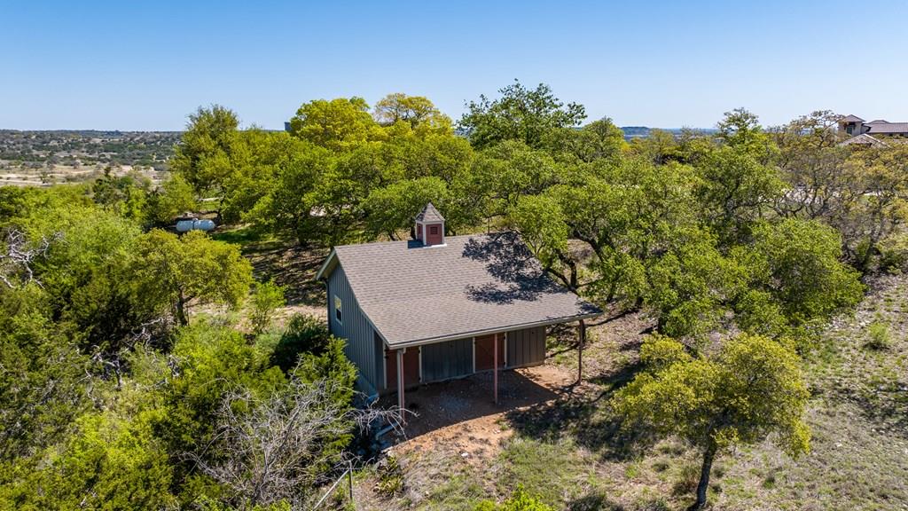 203 Flight Path, Fredericksburg, TX 78624