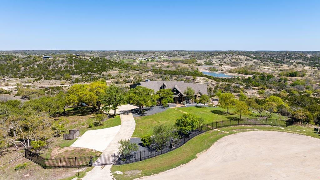 203 Flight Path, Fredericksburg, TX 78624