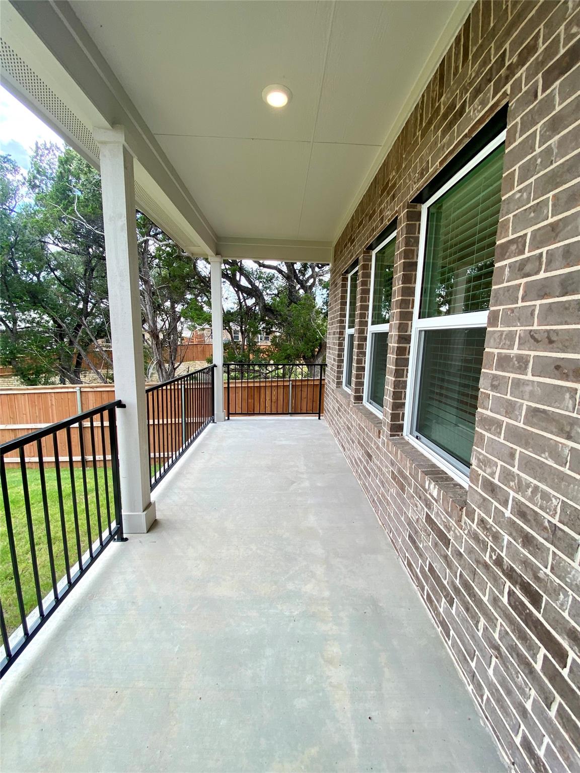 2825 Indian Clover Trl, Leander, TX 78641